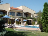 Club Villa Romana - Møbleret 4 værelses feriebolig - i første række til Sortehavet - nord for Balchik - kort afstand til 3 golfbaner