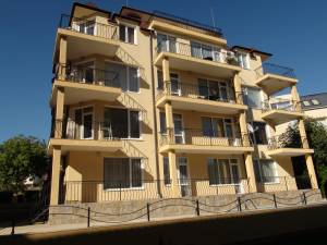 Orange 2 - Ferielejlighed i St. Vlas - ca. 300 meter en dejlig sand strand - 15 minutters gang til marinaen