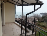 Harmani Hotel - Flot møbleret studio lejlighed - Pæn udsigt til Sortehavet fra altanen